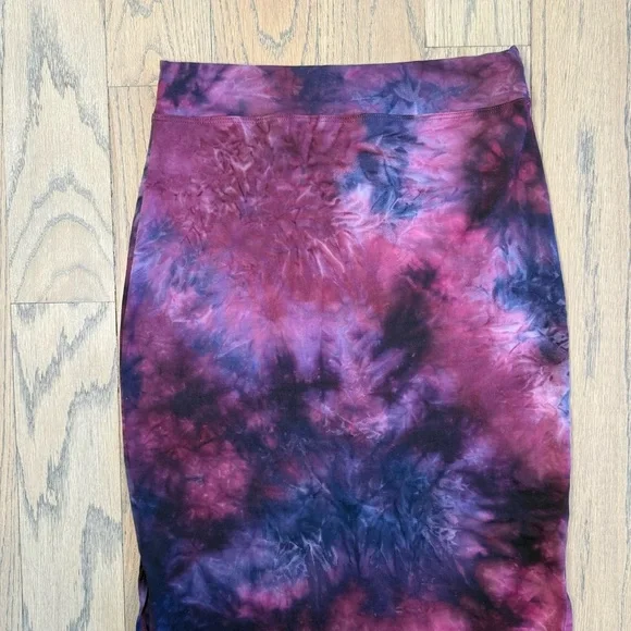 Sundry Women’s Tie-Dye Burgundy Side Slit Midi Skirt Size 1 - Picture 3 of 12